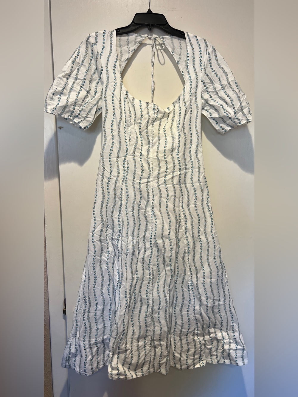 Who What Wear Floral Vine Maxi Dress w/ Open Back 100% Cotton - Size Medium